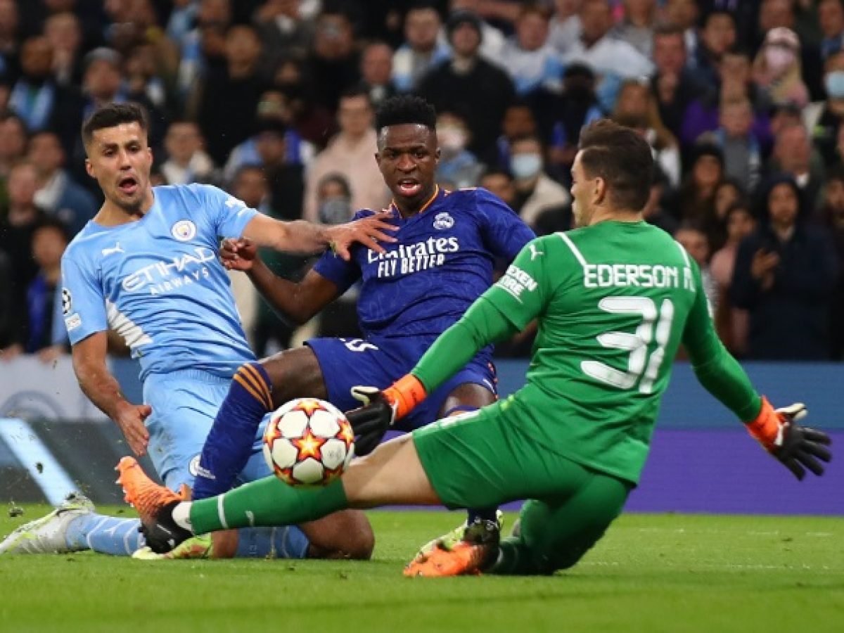 Manchester City vence Real Madrid no Etihad Stadium e abre